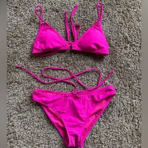 pink bikini💕 cheeky bottoms that tie up